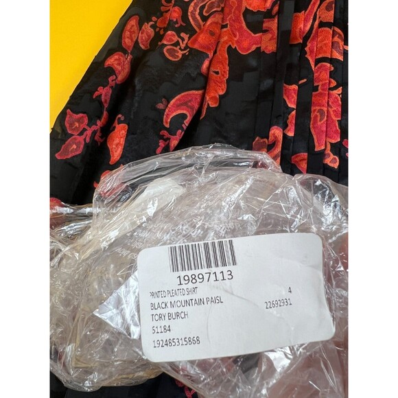 Tory Burch Printed Pleated Shirt Womens 4 Black Red Paisley Button Up $498 NWT - Picture 10 of 10